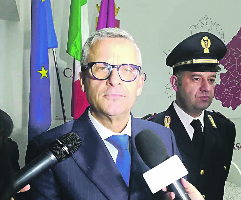 Uscire dal tunnel della violenza è possibile, la Polizia vi ascolta