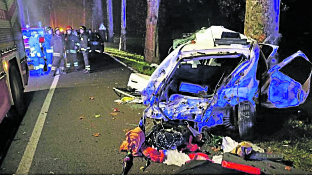 Uno schianto tragico, morte due ventenni