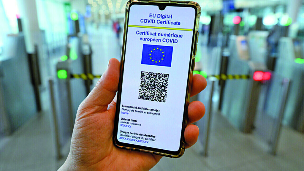 Ha il green pass da terza dose ma il booster non le è mai stato somministrato: non capisco cosa sia successo