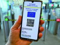 Ha il green pass da terza dose ma il booster non le è mai stato somministrato: non capisco cosa sia successo