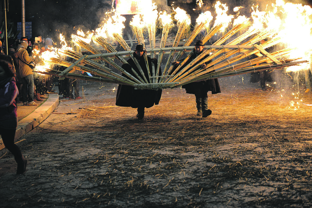 Ndocciata 2021, appello alla Regione: «Senza soldi non si cantano messe»