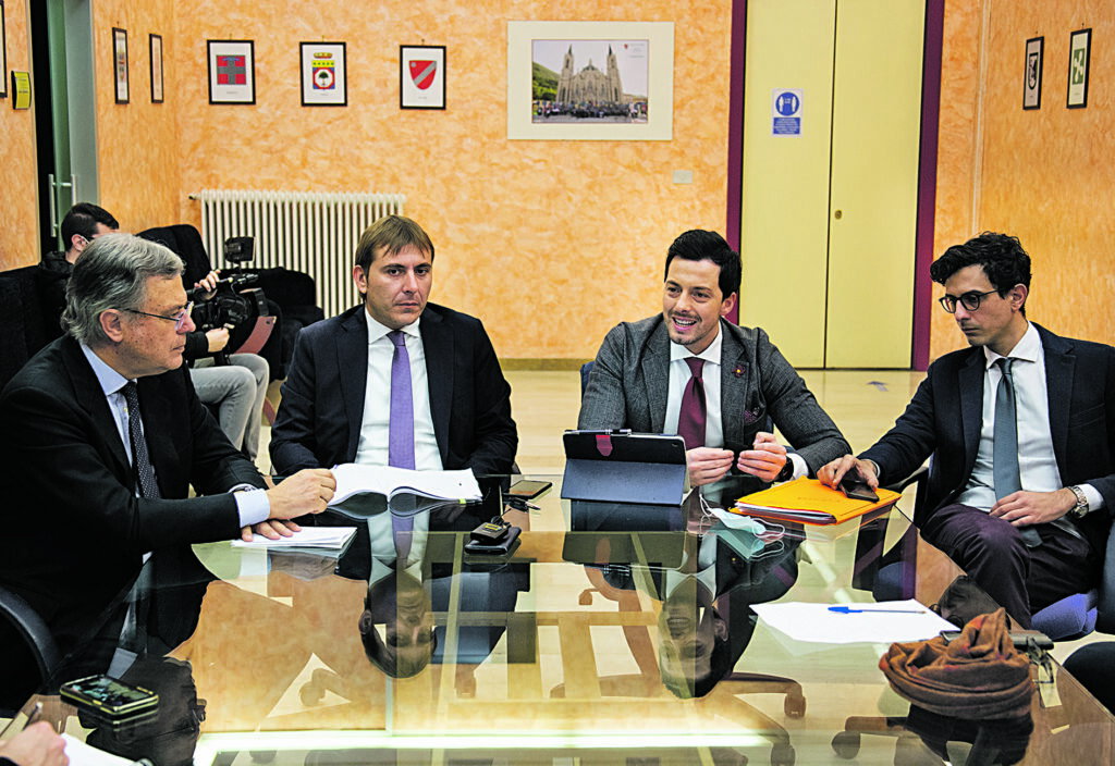 Dopo Corte dei conti e Anac i 5s tornano all’attacco: pessima gestione certificata