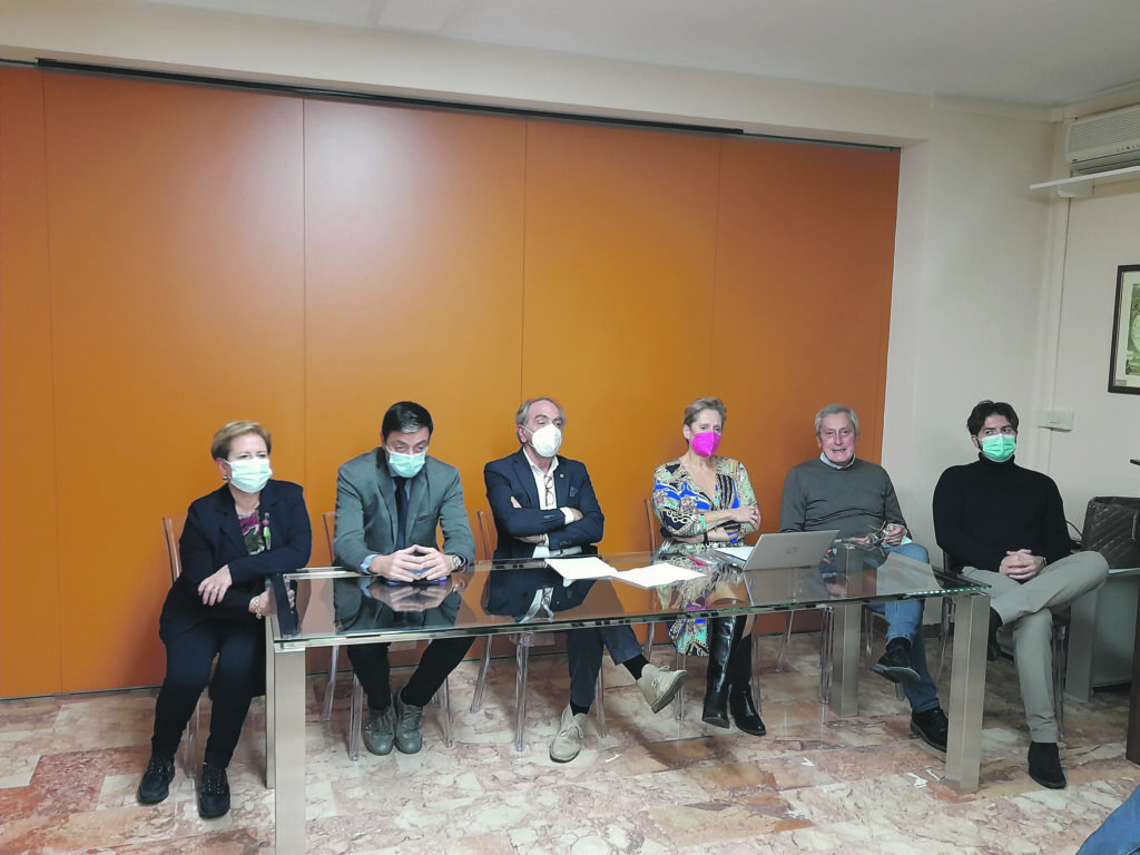 Primario al lavoro senza richiamo vaccinale, l’Ordine: non abbiamo poteri sanzionatori e lui non è iscritto qui