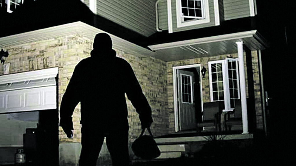 Venafro, svaligiate le ville di due noti professionisti: i malviventi si sono introdotti mentre i proprietari erano in casa a guardare la tv