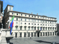 Precari Covid e debiti fuori bilancio, 7 leggi impugnate dal Cdm