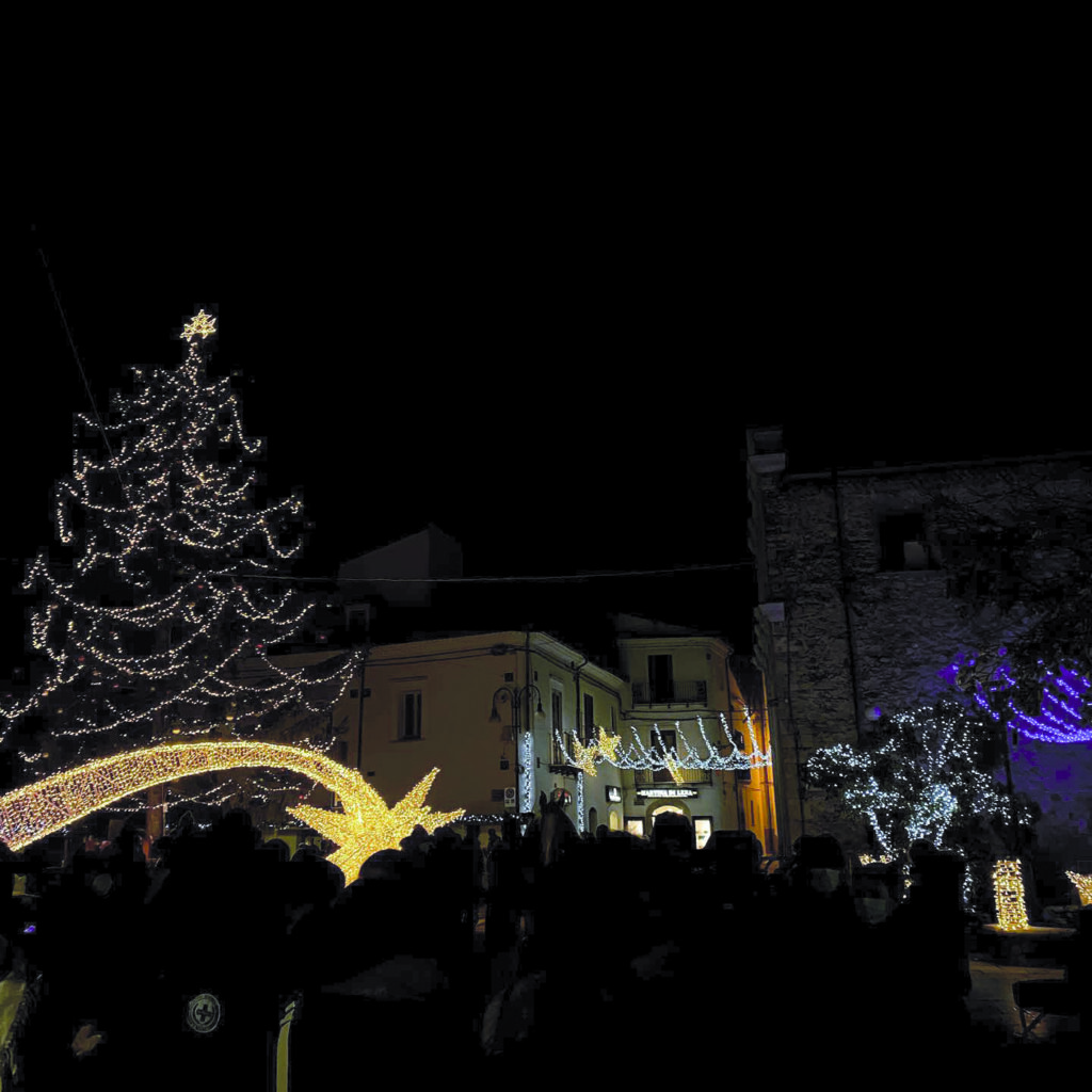 Percorsi più “stringenti”, si riaccendono le Luminarie di Larino