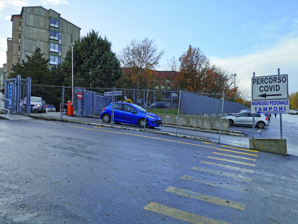 Il virus fa numeri da capogiro: 434 contagi e tasso al 24,6%