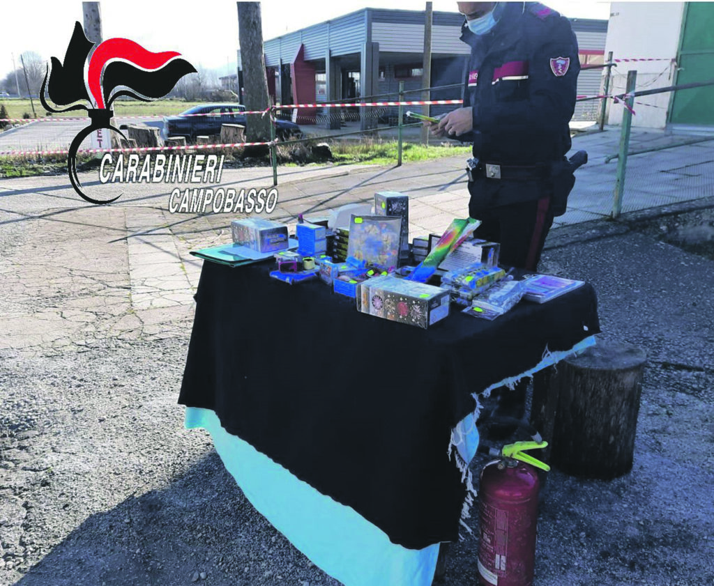 Bojano, sulla Statale a vendere “botti”: 40enne beccato dai Carabinieri