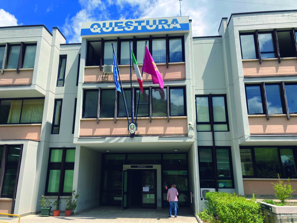 Campobasso. Lite tra giovani in via Cavour, agente finisce in pronto soccorso