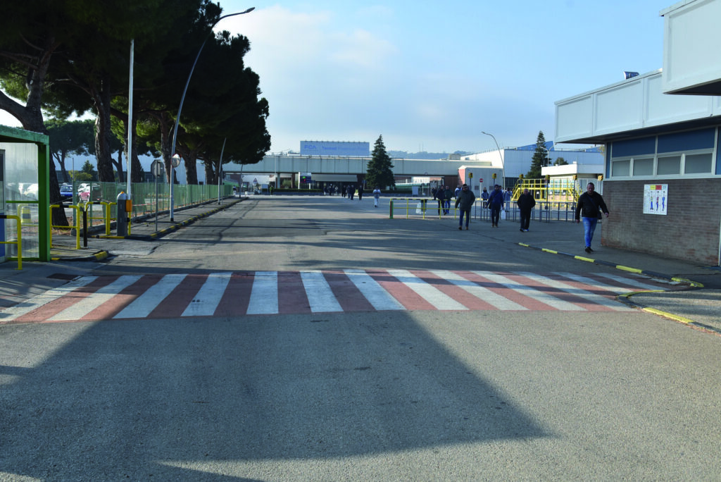 Tavares in visita alla Stellantis di Termoli