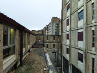 Deceduto un 87enne. Ancora 727 positivi, casi attivi oltre 6.500