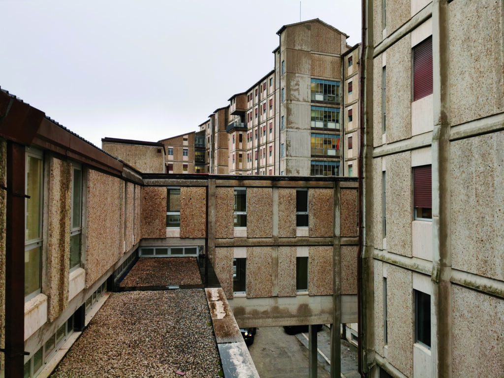 Guariti ancora avanti rispetto ai nuovi casi, tre pazienti in intensiva