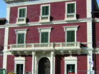 A Bojano cresce la voglia di resistere: 700 dosi in 2 giorni, prima volta per 21