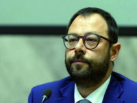 Mega parco eolico tra San Martino e Rotello, sos a Patuanelli: «Fermi le 12 torri da 200 metri»