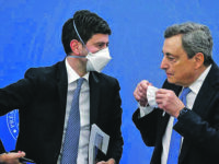 Mascherine e green pass, stop a partire da maggio: la road map per uscire dalle restrizioni