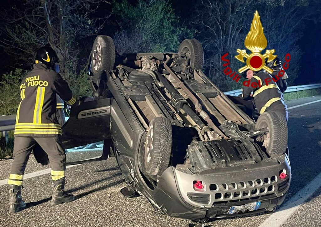 Rocambolesco incidente a Cantalupo: quattro auto coinvolte, una si ribalta