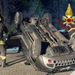Rocambolesco incidente a Cantalupo: quattro auto coinvolte, una si ribalta