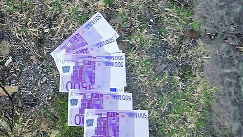 Vasto, campobassano trova 1000 euro a terra e li consegna alla proprietaria