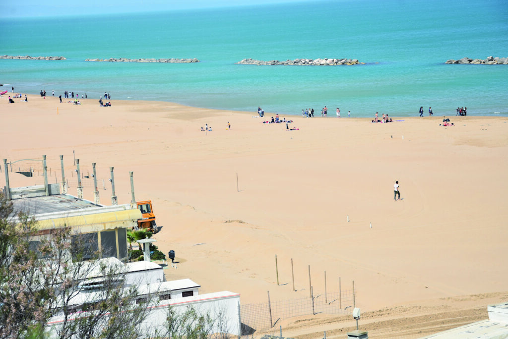 Concessioni balneari, “niet” di Bruxelles: proroghe insostenibili