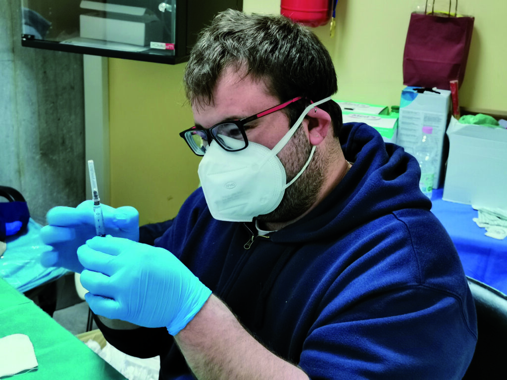 Quarta dose raccomandata ad altri 28mila molisani, ma finora le iniezioni sono 430