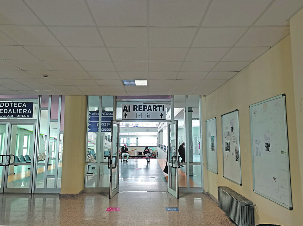 Ancora un boom di guariti, i contagi attivi scendono sotto 6mila