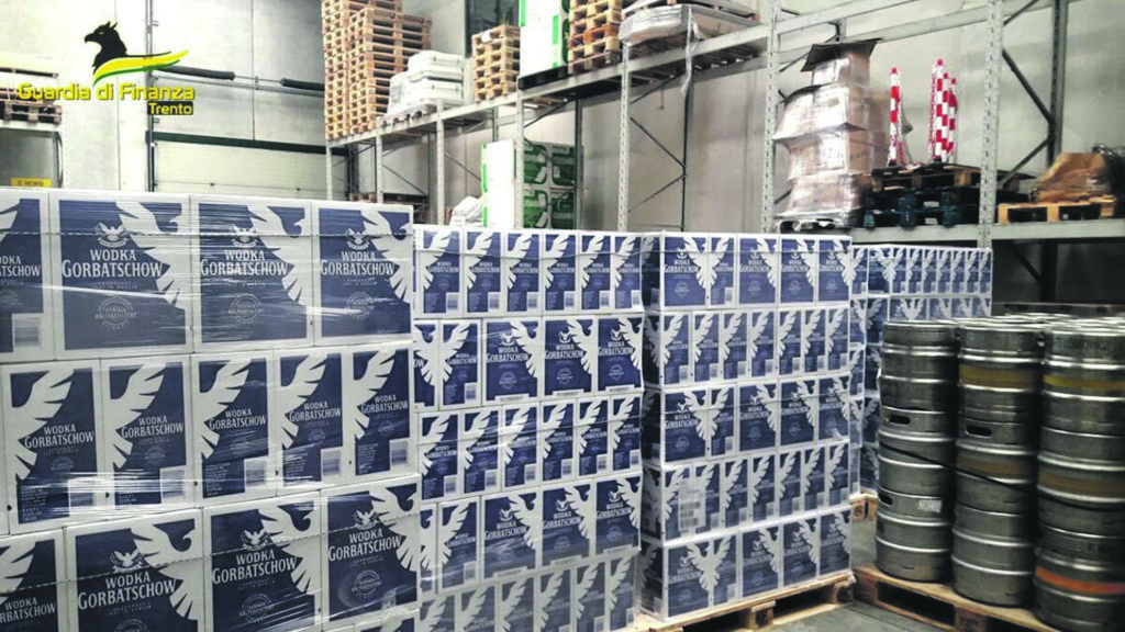 Contrabbando di alcol e sigarette, in manette anche un molisano