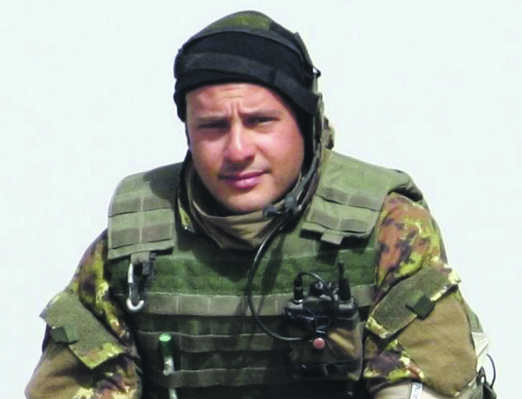 Oratino rende omaggio al parà Di Lisio, il Comune intitola un parco giochi in sua memoria