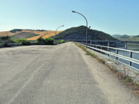 Lavori al Liscione, otto indagati per truffa