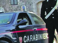 Isernia. Vuole lasciarlo, lui reagisce con la violenza e le minacce