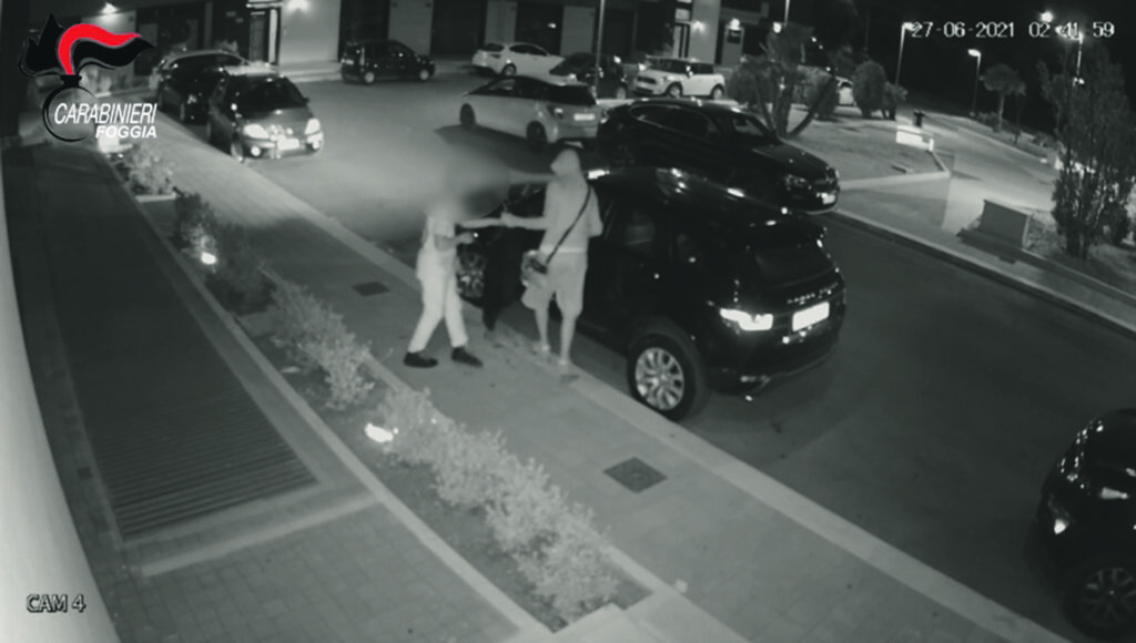 Sgominata una banda di ladri d’auto, su TikTok si vantava dei colpi messi a segno