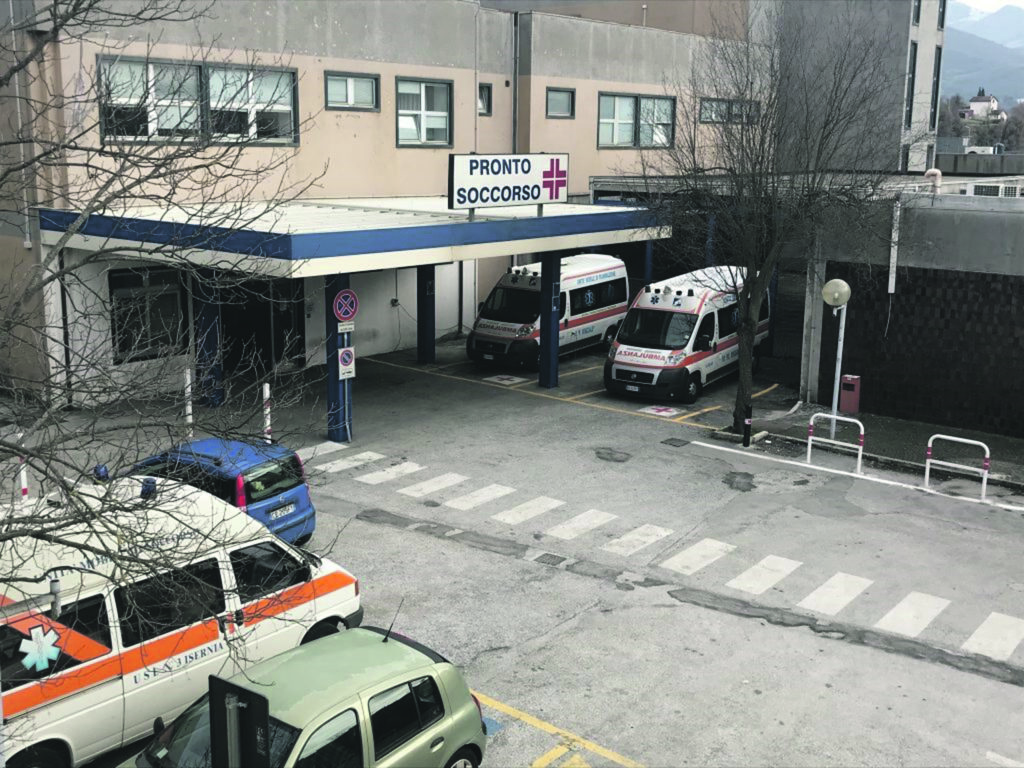 Tre medici ‘out’ per Covid, a Isernia Pronto soccorso in tilt