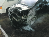 Campomarino. Citroen in fiamme nel parcheggio, s’indaga sulla matrice dolosa