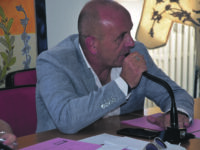 Per l’Asrem l’estate a Petacciato marina è già finita, Di Pardo: «Gestione imbarazzante del 118 spiaggia»