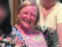 Morta nel rogo della sua casa, era legata al letto