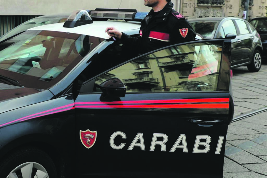 Palazzo Armieri nel mirino dei ladri, colpo da 100mila euro