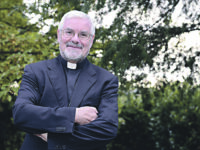 Centinaia di messaggi di vicinanza, Bregantini rassicura: «L’intervento è riuscito, sto bene»