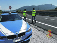 Sessano. Camion a zig zag e a fari spenti: autista ubriaco alla guida