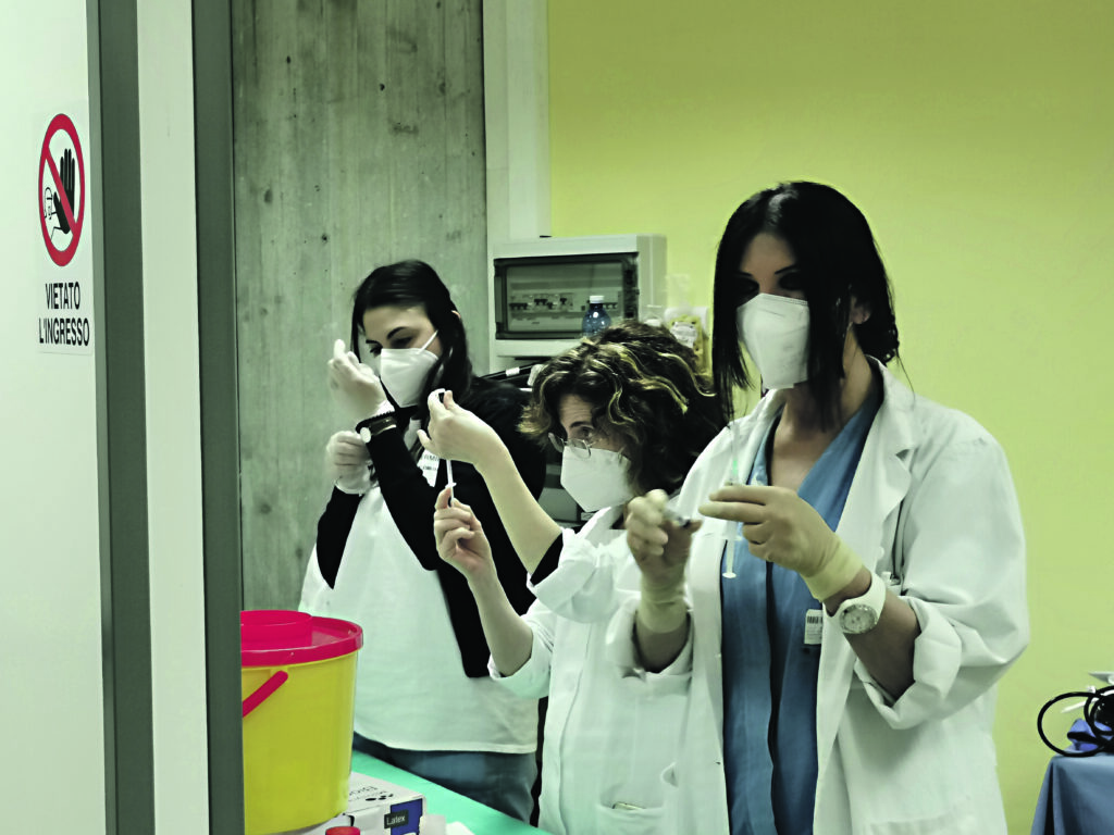 Target e prenotazioni: al via la campagna coi vaccini bivalenti