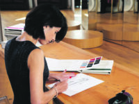 Dal cuore di Roma alla giuria Arbiter: Nelly Marika, è lei l’eccellenza sartoriale