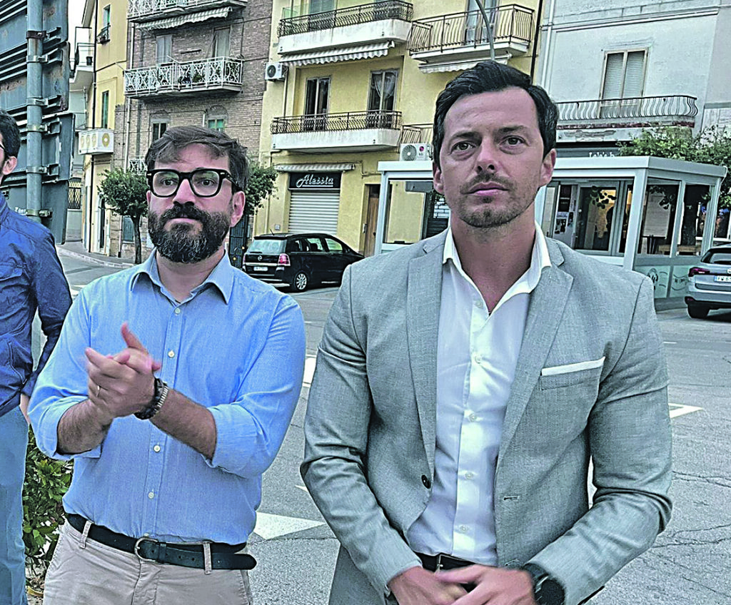 I 5s si tengono distanti: né Conte né la base vogliono dialogare coi dem