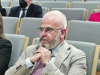 Equilibrio finanziario, pagamenti ai fornitori e liste d’attesa: Florenzano non ha raggiunto gli obiettivi ma il Nucleo lo promuove