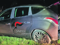 Bojano. Controlli dei carabinieri: tre auto abbandonate, i ladri in fuga nei campi