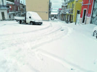 Neve e ghiaccio sulla zona del Cratere, lezioni sospese in sette comuni