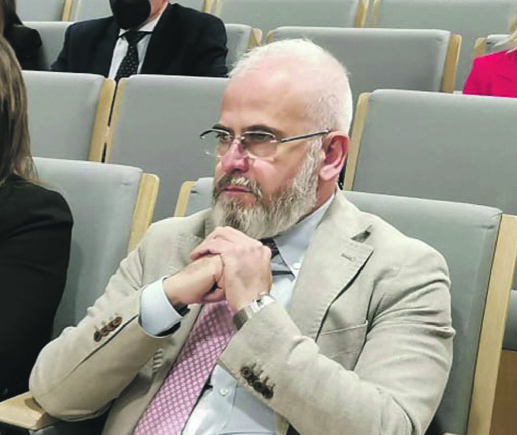 Valutare il dg Asrem? Un affare di Stato. Rinviato al mittente il parere del nucleo