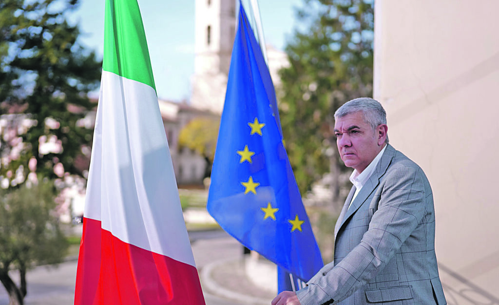 Il Terzo polo punta a guadagnare spazio. E lancia l’appello agli altri moderati