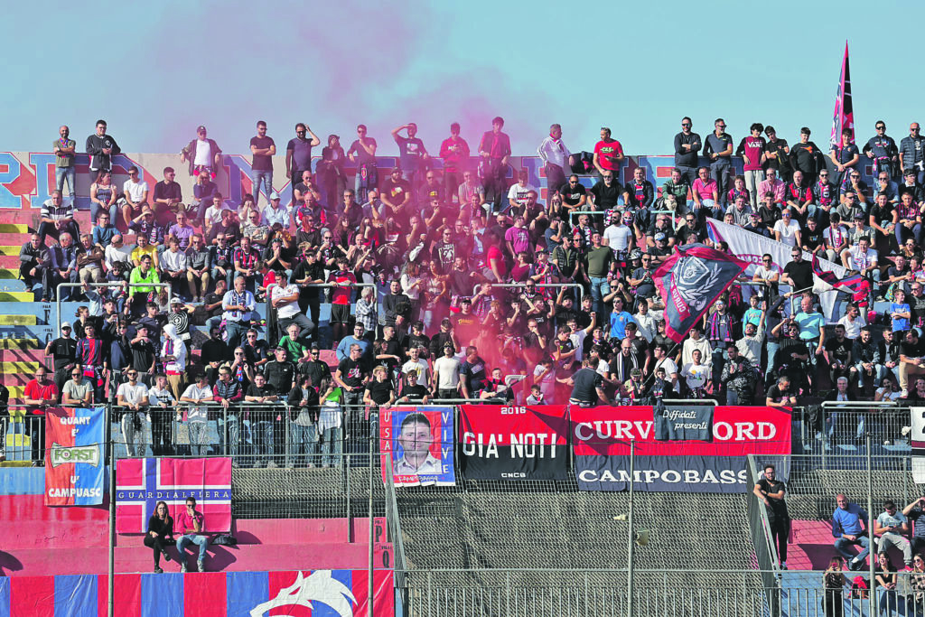 Finale di Coppa, i tifosi rossoblù si mobilitano: in 400 a Venafro