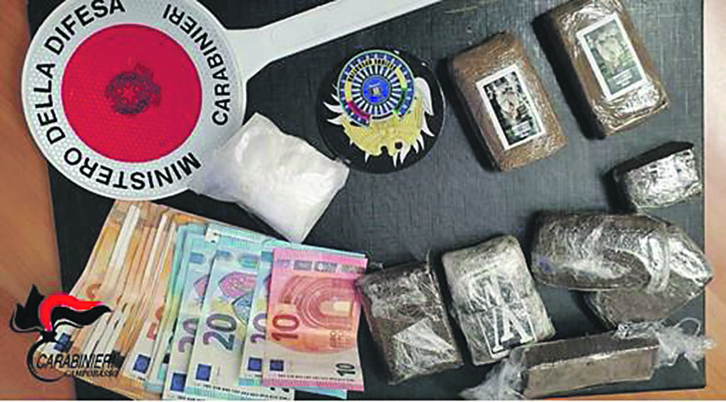 Campobasso. Un chilo di droga in auto, coppia insospettabile in manette