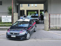 Colletorto. Tentano di rubare in un bar: scoperti, inseguiti e arrestati