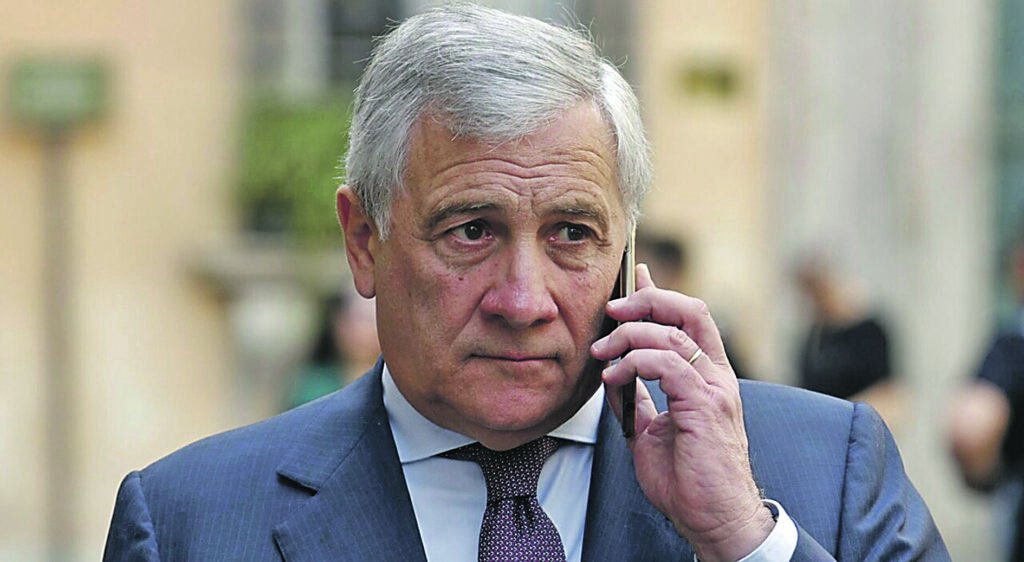 Il peso politico di una telefonata: la mossa di Tajani va oltre la sanità