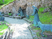 Castelpetroso. La Fede si mette in marcia: una fiaccolata ‘illuminerà’ i luoghi della presenza divina